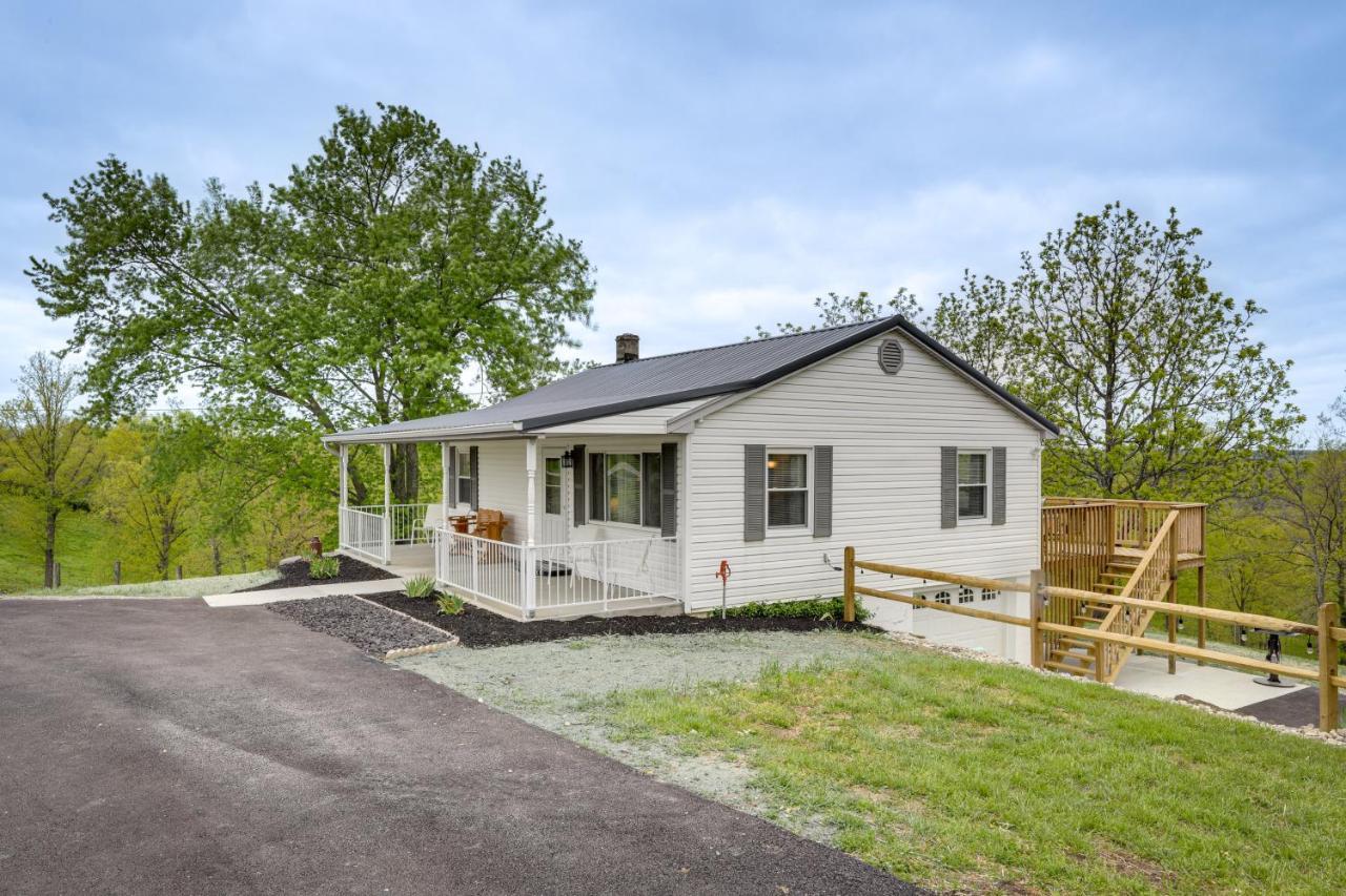 Cozy Kentucky Retreat - Deck, Near Ark Encounter! Villa Dry Ridge Exterior photo