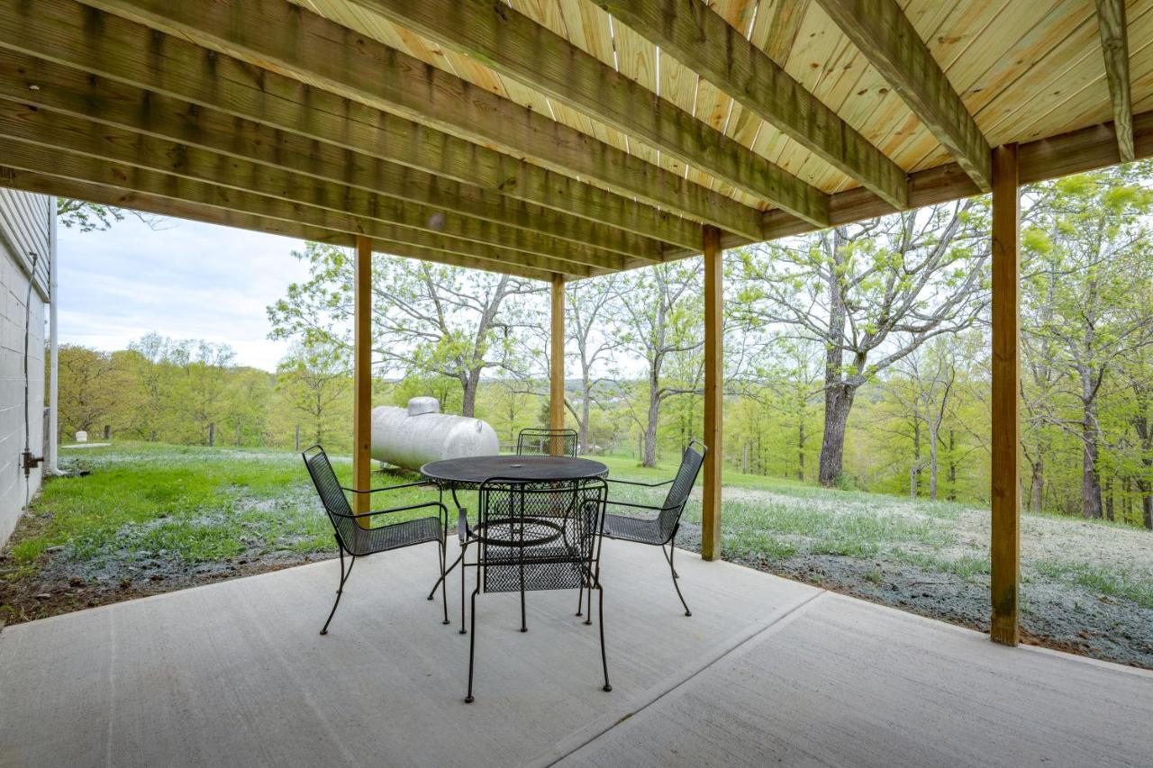 Cozy Kentucky Retreat - Deck, Near Ark Encounter! Villa Dry Ridge Exterior photo