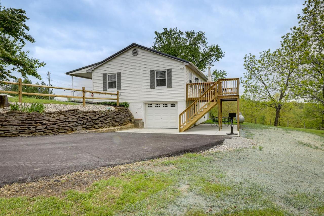 Cozy Kentucky Retreat - Deck, Near Ark Encounter! Villa Dry Ridge Exterior photo